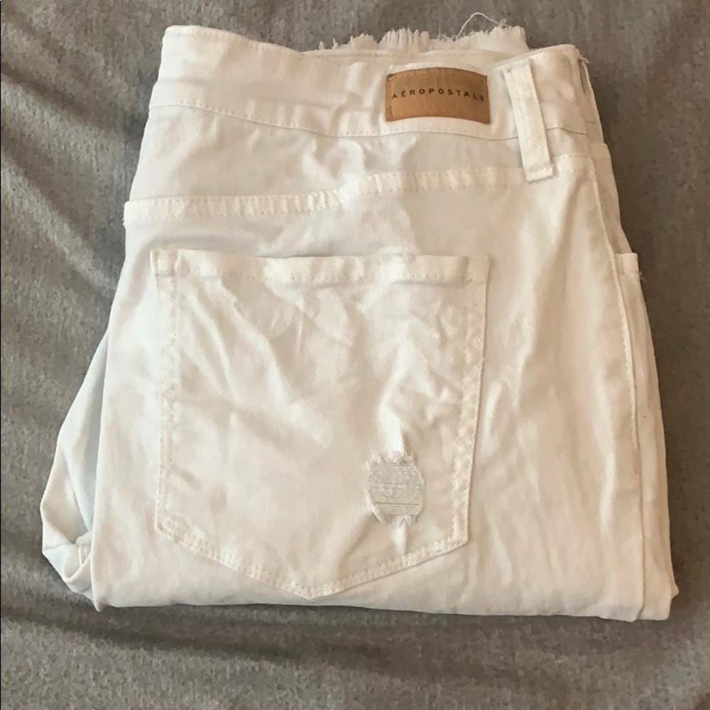 Aeropostale White Distressed Ankle Straight Jeans